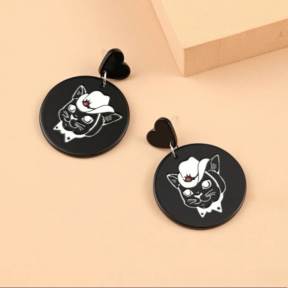 Cat Dangle Earrings - Picture 3 of 5